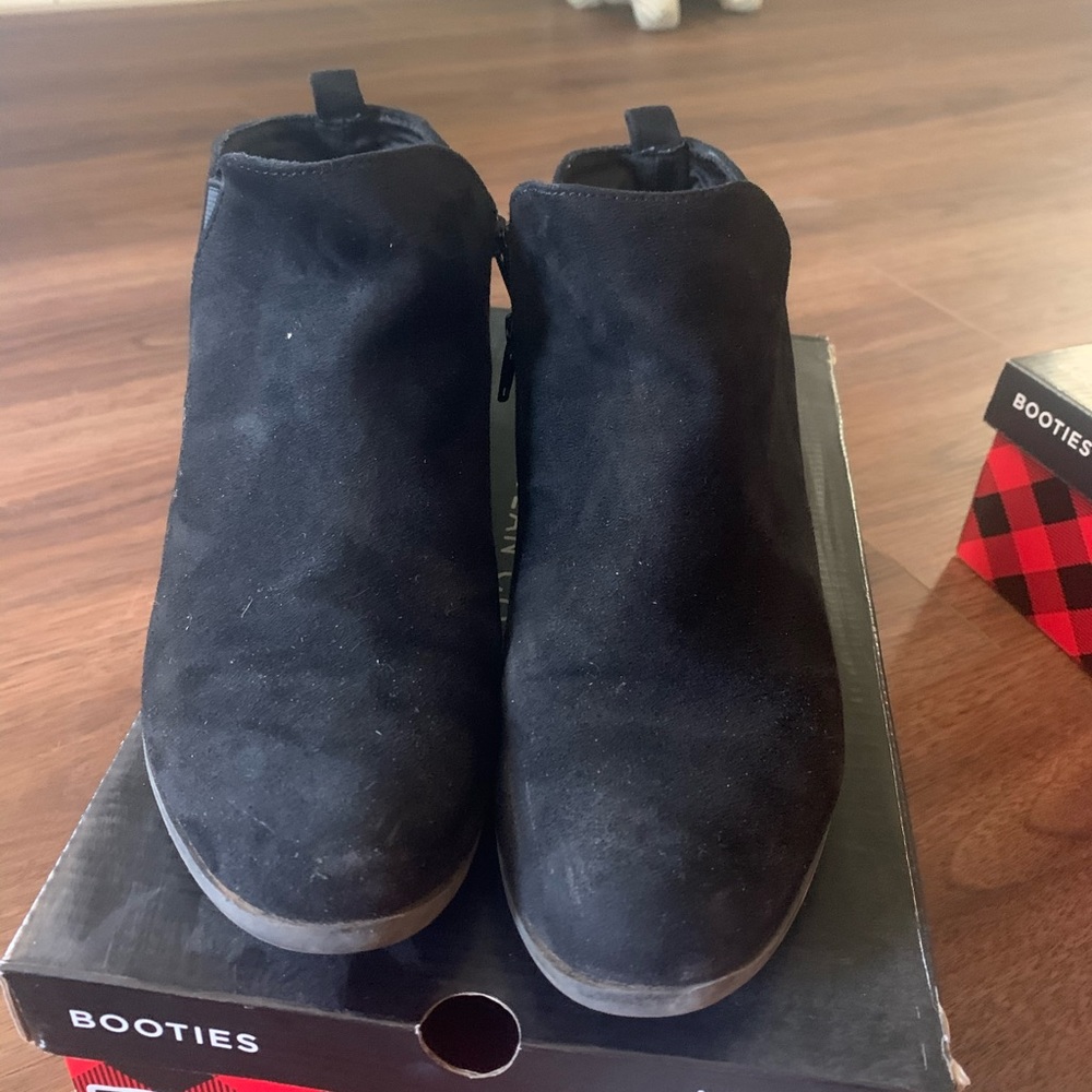 Black ankle boots
